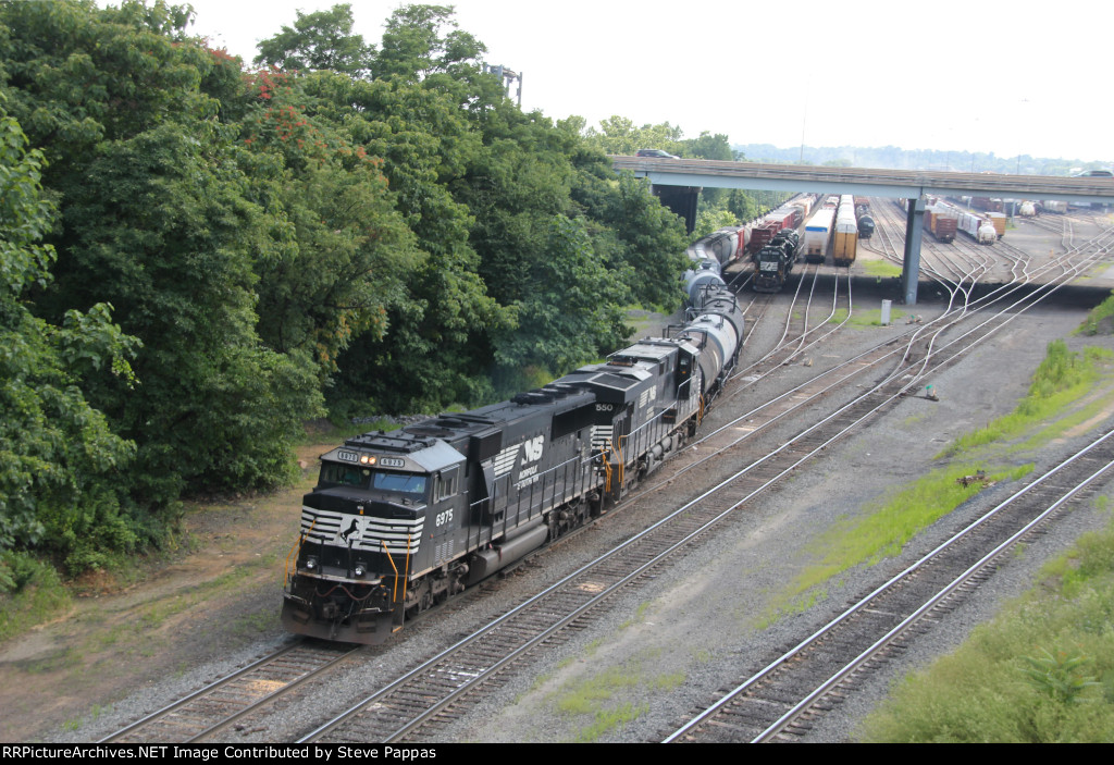 NS 6975 leads train 27T out of Enola yard